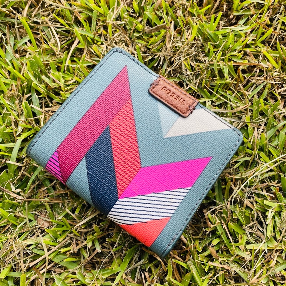FOSSIL Multi-color Wallet - Picture 2 of 6